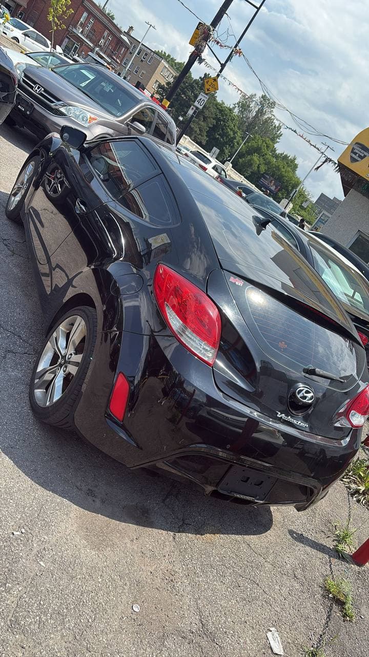 Hyundai Veloster image 4